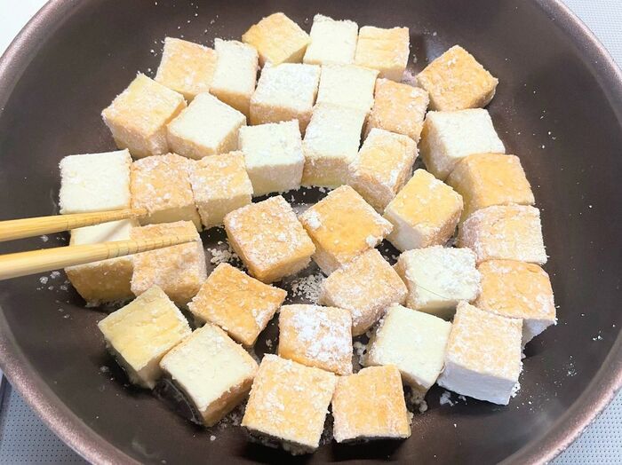 【家事ヤロウ!!!】この発想はなかった…！ギャル曽根さんの『厚揚げレシピ』が斬新。美味すぎて箸が止まらない～♪