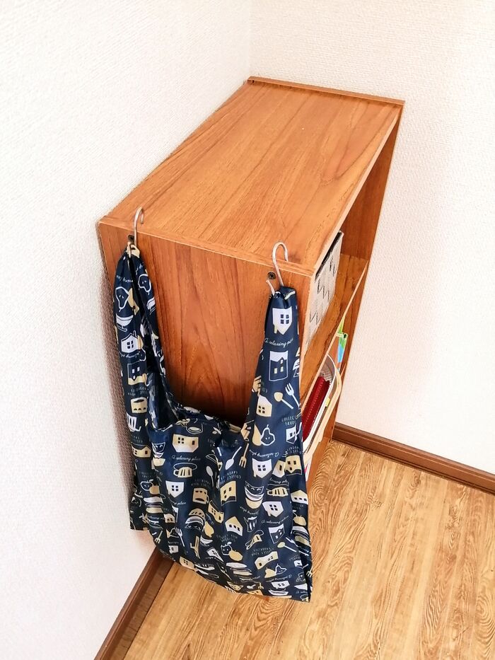 【断捨離待った！】余ってるエコバッグを一旦集めてみて！捨てる前に〈収納アイテム〉として使ってみたら正解でした♪