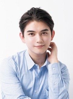 美容家男子・Tommyさんのポーチと中身