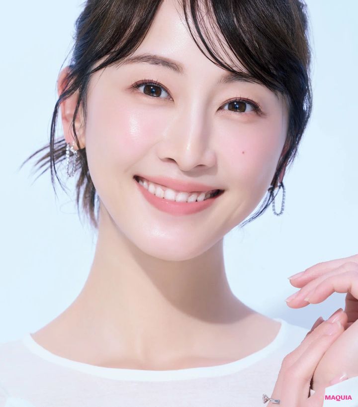 【松井玲奈さん】最新の愛用コスメ14選！「ナイアシンアミドとレチノールのコンビがベスト」