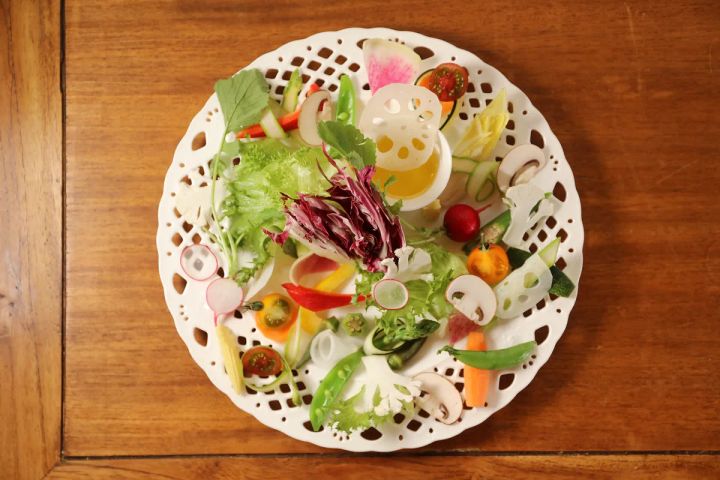 地元食材を使った海鮮ちらし寿司