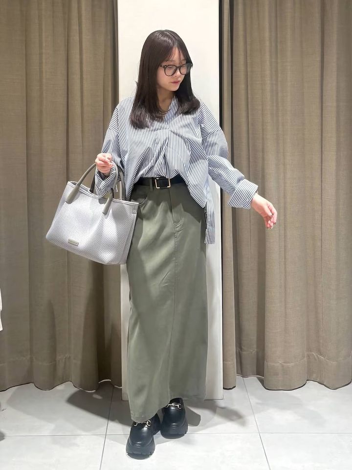 きれいめなカジュアルコーデにも合わせやすいのがうれしい 出典：WEAR