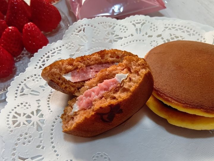 えっもう桜？！早咲き桜＆苺スイーツ発見！道の駅で奈良の可愛すぎるお土産「子鹿のほっぺ」