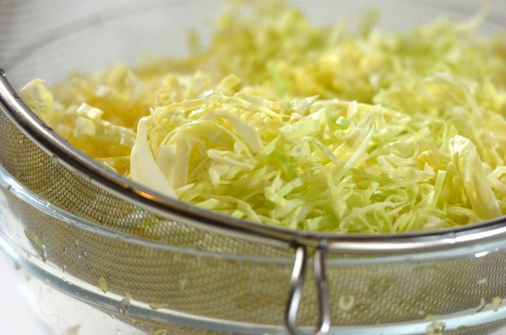 シラスと豆腐の和風サラダの下準備1