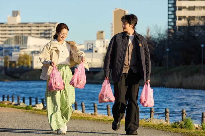 ドラマ『10回切って倒れない木はない』第1話より （C）日本テレビ width=