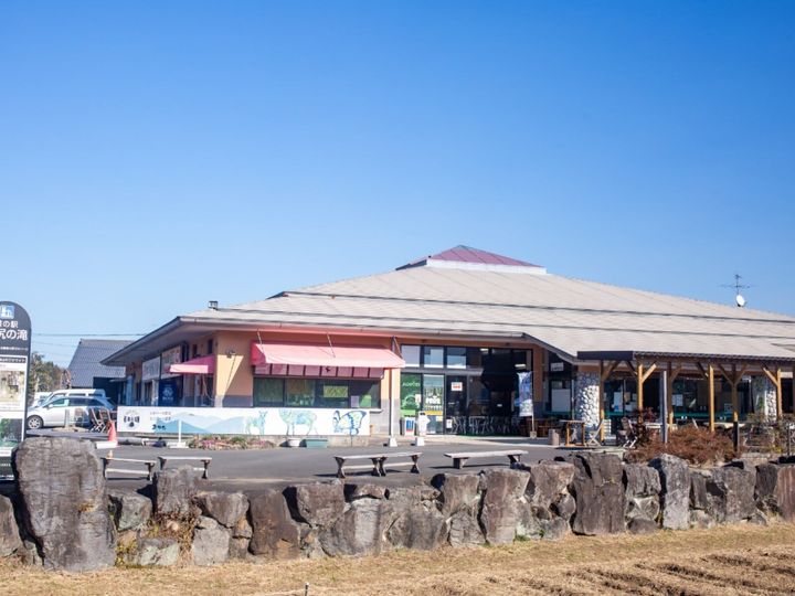 All About ニュース編集部が全国250人を対象に実施した「道の駅に関するアンケート」の調査結果から、好き＆行ってみたい「大分県の道の駅」ランキングを発表！ 2位「原尻の滝」を抑えた1位は？