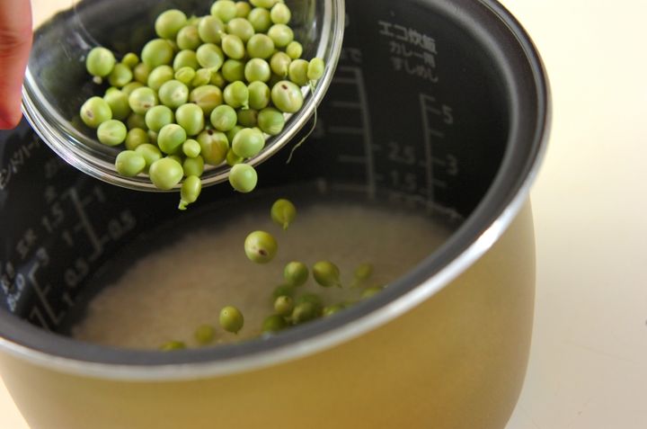 グリーンピースご飯の作り方1