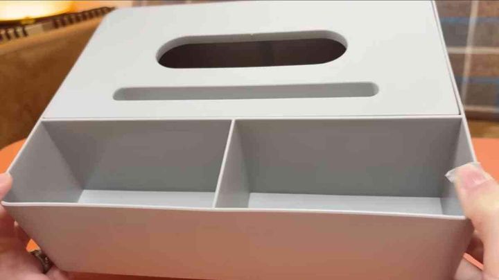 ダイソー┃ティッシュケース（仕切り付）