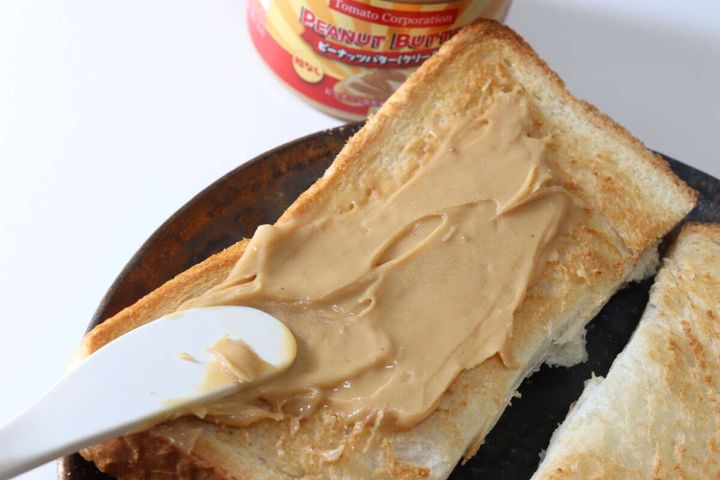 ダイソーのピーナッツバター クリーミーはなめらかで濃厚な味わい