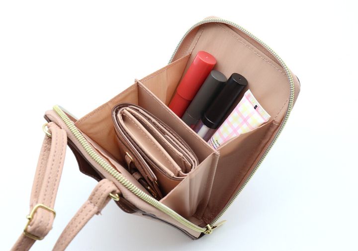 宝島社ムック付録のVISのハートカットスマホショルダー5