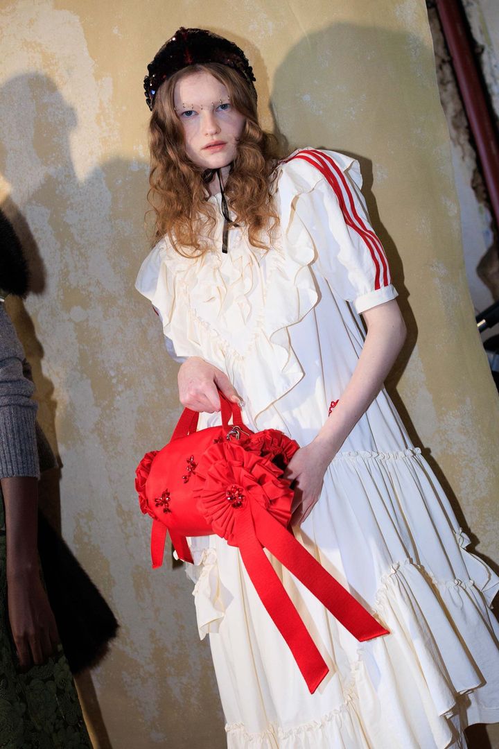 シモーン ロシャ 2026-27年秋冬コレクション