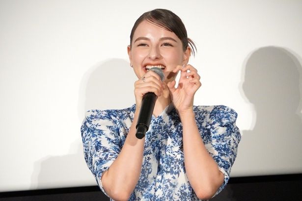 ネイルもキャラクターを意識したという