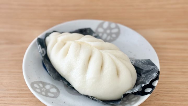 丸じゃない……だと？【ファミマ】の限定中華まんは外も中もいつもと違う