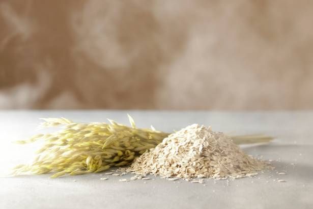 全製品に配合されるキー成分「オートミール」。肌を柔らかくうるおし、保湿に優れた天然由来原料