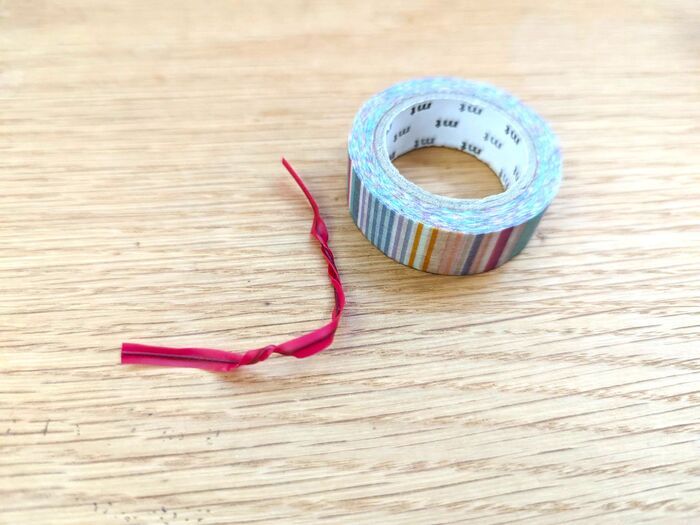 なんとなく保管しちゃう『ビニタイ』がたった10秒で変身→便利でかわいい家事グッズに♡