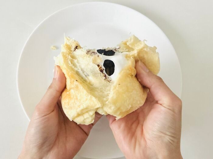 『ホワイトデニッシュショコラ』の悪魔的な食べ方。「これがヤマザキ公式のアレンジか！」一瞬で豪華に