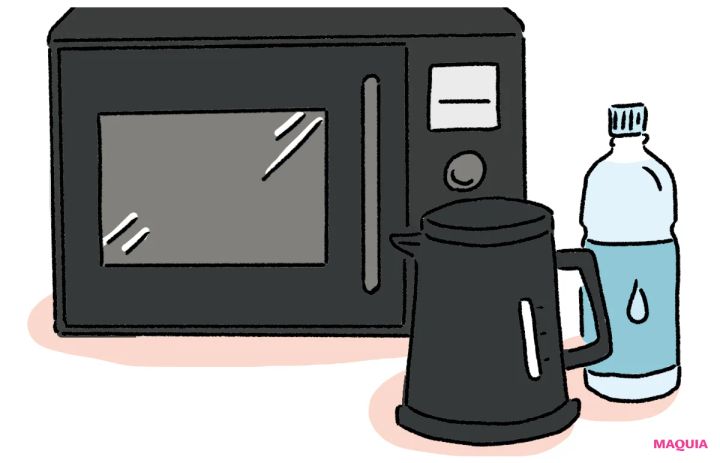 白湯をミネラルウォーターで作るなら 電気ケトルや電子レンジでOK