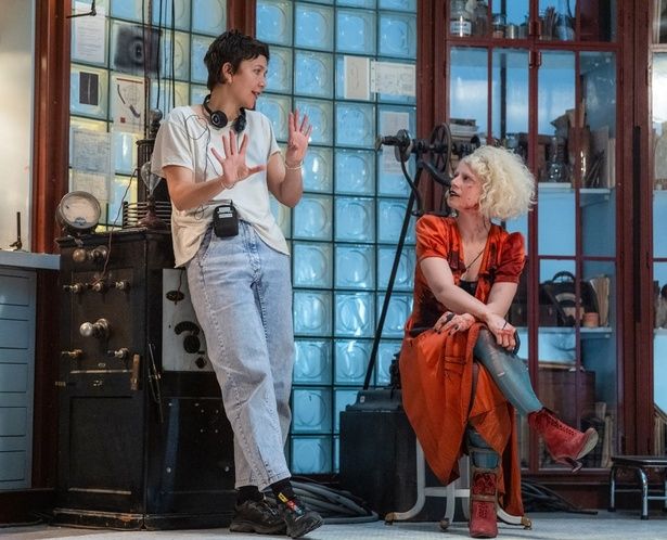 マギー・ギレンホール監督と再タッグとなった『ザ・ブライド！』 [c]2026 Warner Bros. Entertainment Inc. All Rights Reserved.