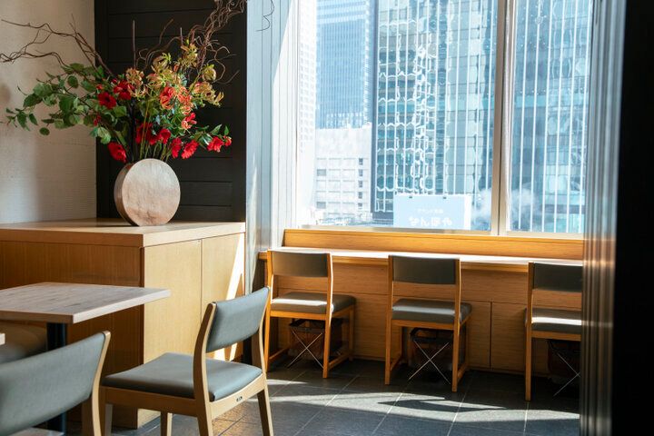 特選抹茶パフェでご褒美ティータイム♪ 東京駅直結の大人の和カフェ「茶寮都路里 大丸東京店」で贅沢な和みのひとときを