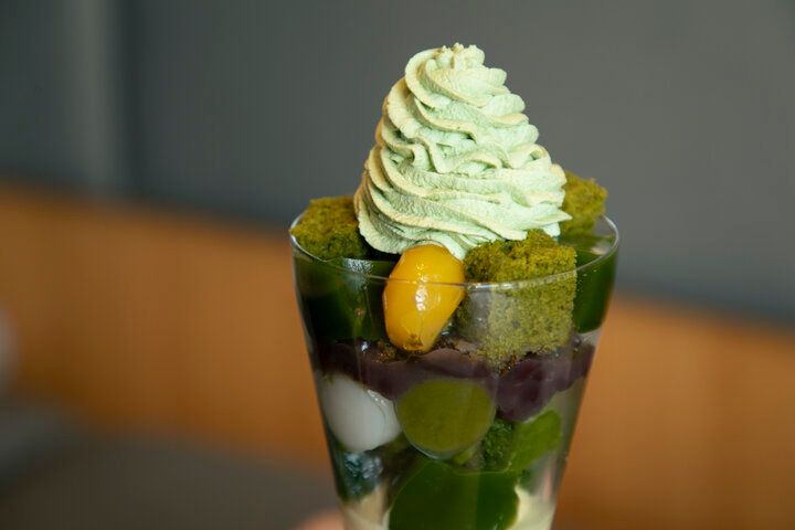 特選抹茶パフェでご褒美ティータイム♪ 東京駅直結の大人の和カフェ「茶寮都路里 大丸東京店」で贅沢な和みのひとときを