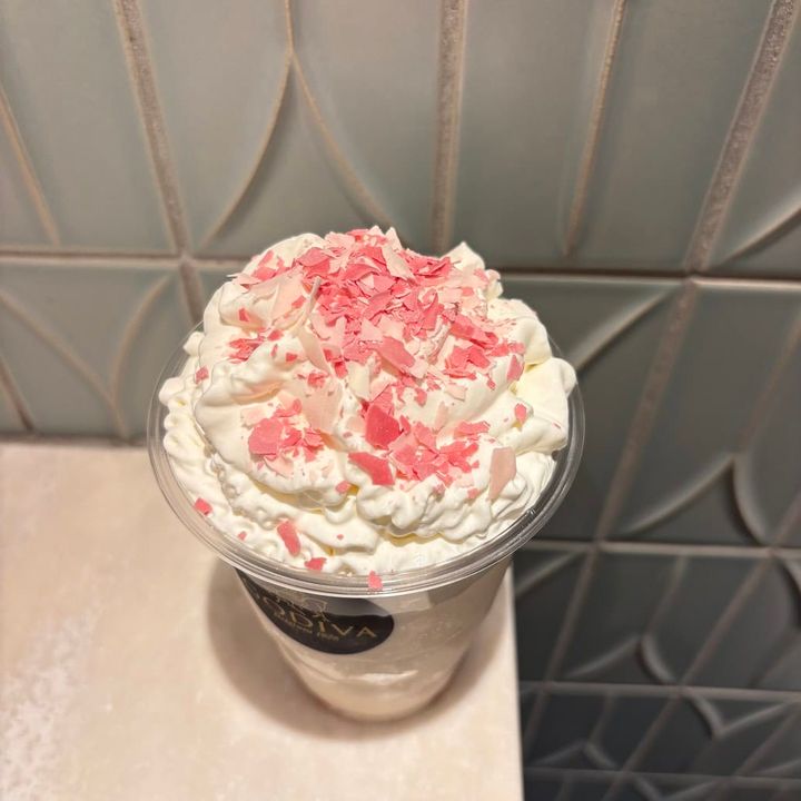 ゴディバ 桜の瞬き（またたき） ショコリキサー