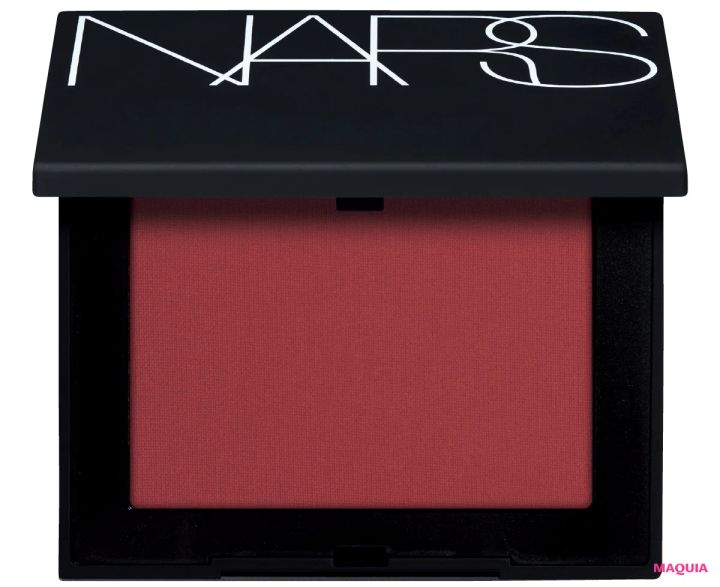 2026年春 鈴木えみさんおすすめのチーク NARS ブラッシュ N