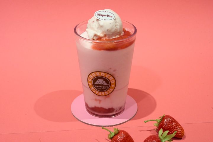 ICHIGO ミルクスムージー with ハーゲンダッツ