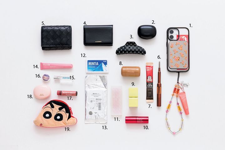 辻村友貴恵 バッグの中身