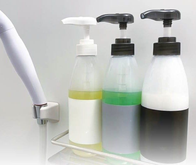 お風呂場の浮かせる収納