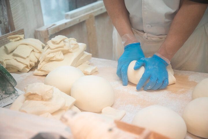 海の恵みがたっぷり♪愛知・蒲郡の「手打ちうどん やをよし」で、春の訪れを感じる一品を