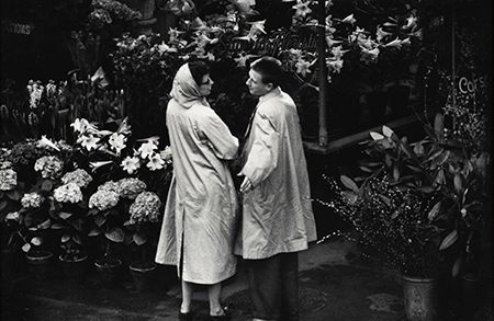 W. ユージン・スミス 〈私の窓から時々見ると…〉より 1958年 東京都写真美術館蔵 Photo_ ©1958, 2026 The Heirs of W. Eugene Smith