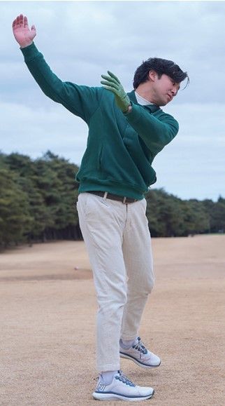 効率良くすぐに飛距離を出すには？PGAツアープロの動きを真似しよう