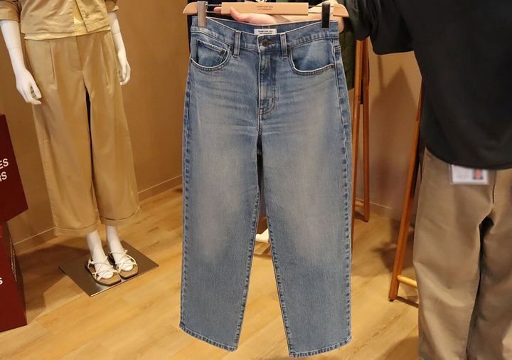 コントワー・デ・コトニエ ストレートジーンズ