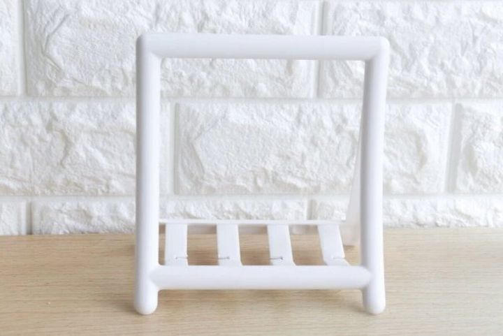 ダイソー 本ホルダー