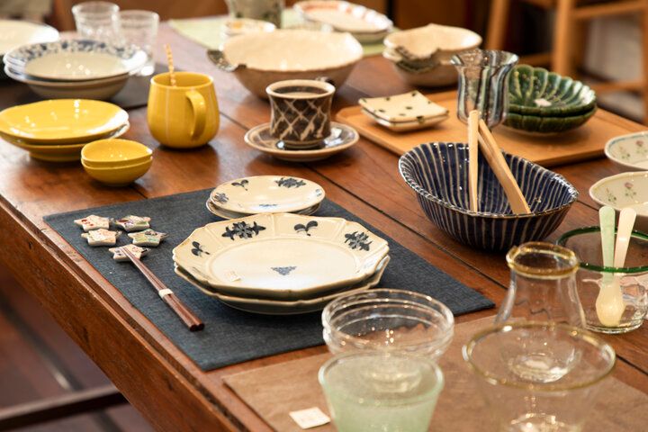 九谷焼や波佐見焼などキュートな器がたくさん♪清澄白河の和食器専門店「青葉堂」