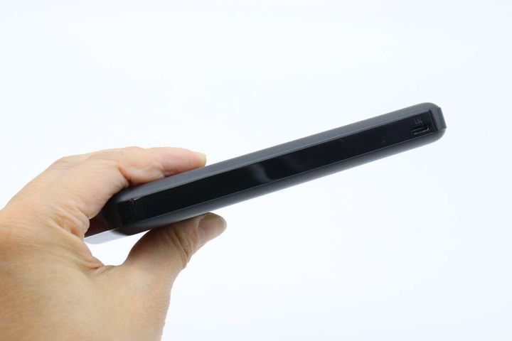 10000mAh パワーバンク（黒） スリム