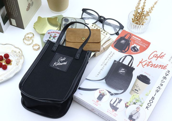 カフェ キツネの看板マダムと考えた Café KitsunéスマホショルダーBOOK