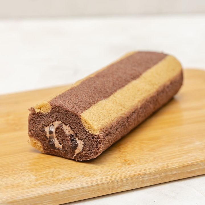 島トレ 丸太チョコロールケーキ