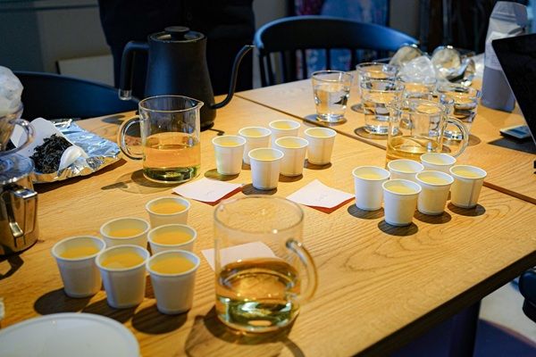 ワイン用ブドウの葉からできたお茶「北海道TEA ワインブドウリーフティー2025」発売