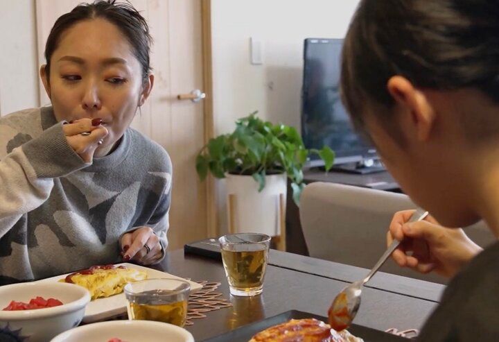 【写真・画像】安藤美姫の12歳長女 料理の腕前に絶賛の声「上手！」「小6でこんなの作れるのすごい！」 1枚目