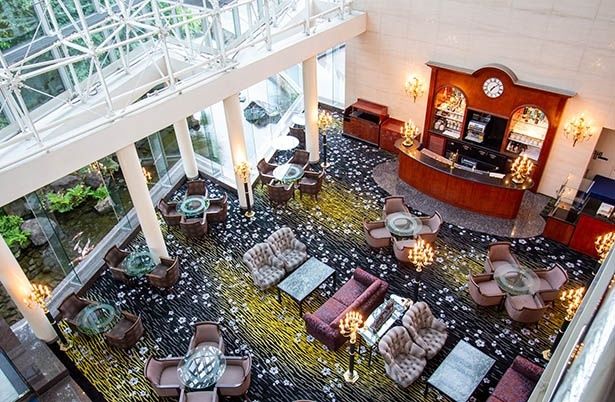 「Lobby Lounge(ロビーラウンジ)」 提供：ウェスティンホテル大阪