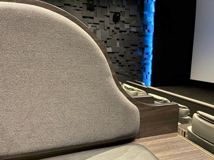 「109シネマズプレミアム新宿」座席1