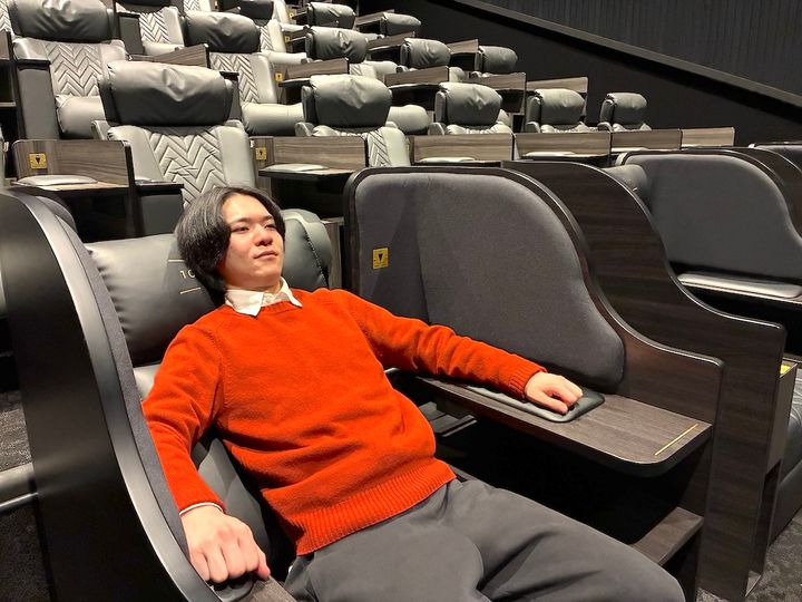 「109シネマズプレミアム新宿」座席6