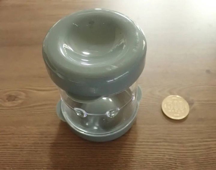 DAISO(ダイソー)：卵の殻剥き