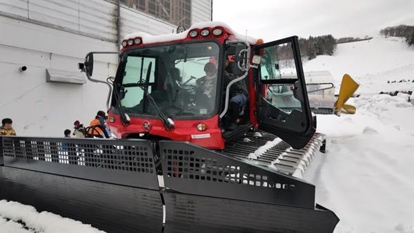 【新潟県湯沢町】スキー場の仕事が体験できる「GALAおしごと体験隊2026」開催！参加者募集中