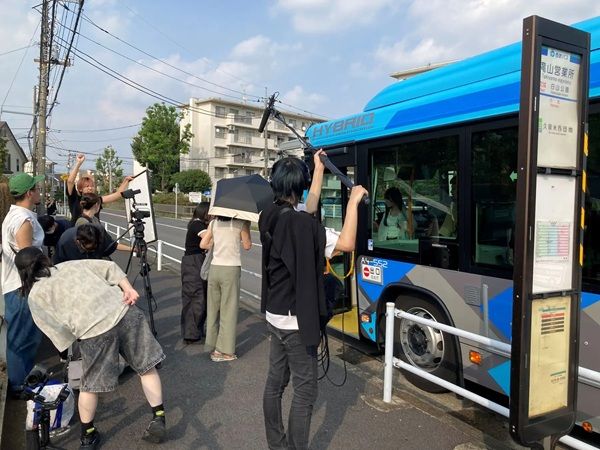 総合学院テクノスカレッジが、西武バスの路線バスのプロモーションビデオを制作