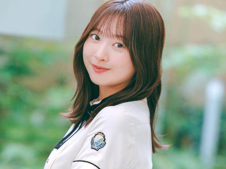 日向坂46時代の富田鈴花 クランクイン！ 写真：山田健史 width=