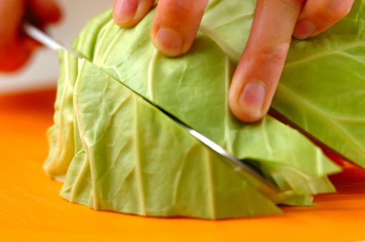 野菜を食べるスープ 基本のポトフの下準備1