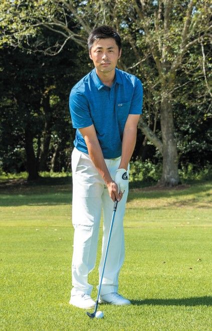 アプローチで“クリーンにミート”するには？上達するコツを人気コーチが解説