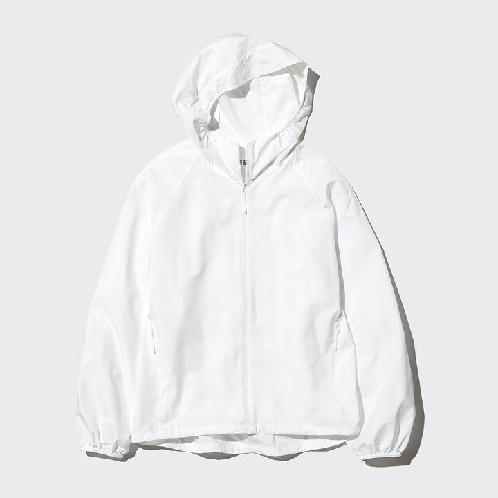 ユニクロのポケッタブルUVカットパーカ